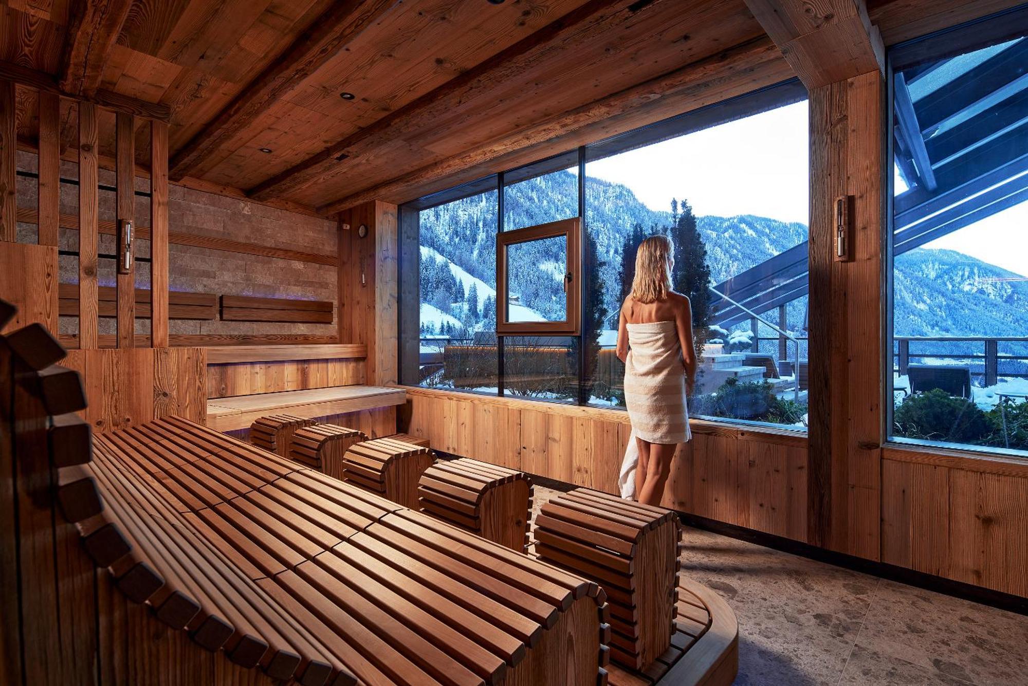 Hotel Quelle Nature Spa Resort Santa Maddalena in Casies Esterno foto